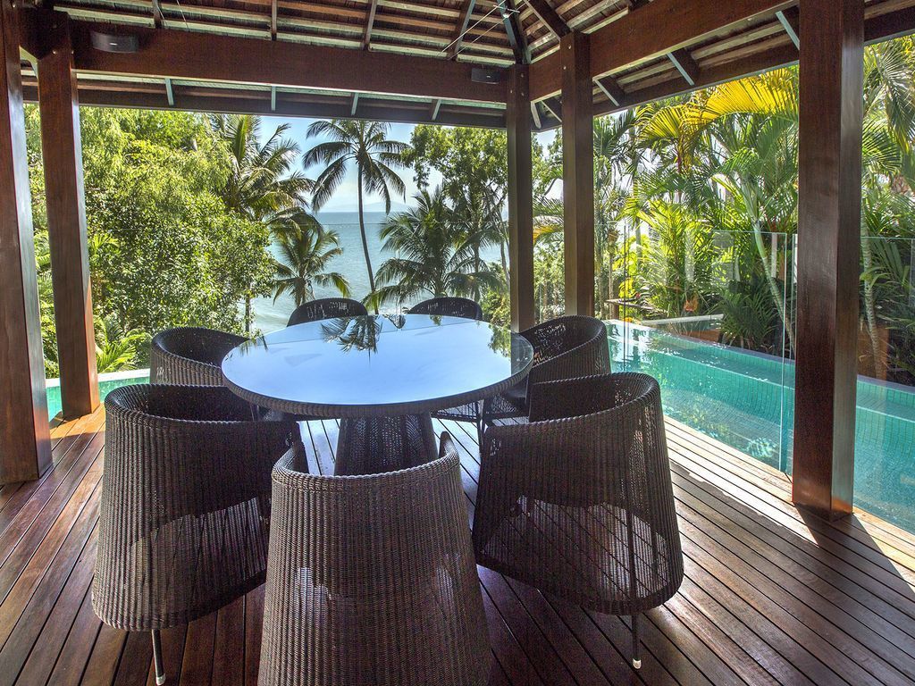 17 Wharf Street Luxury Beachfront House