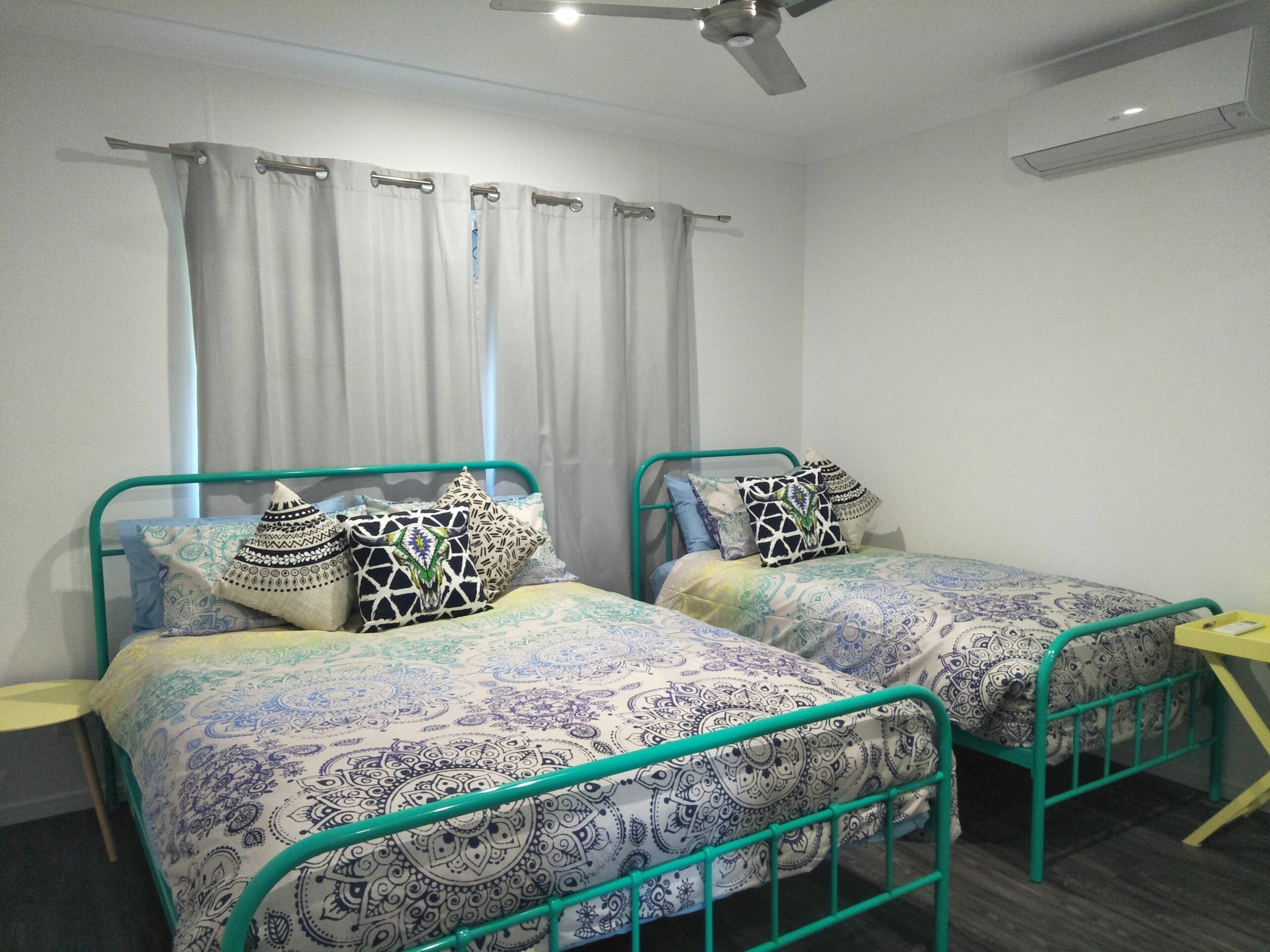 Magnetic Island Guest House, 5 MINUTE tropical lagoon walk to BEACH