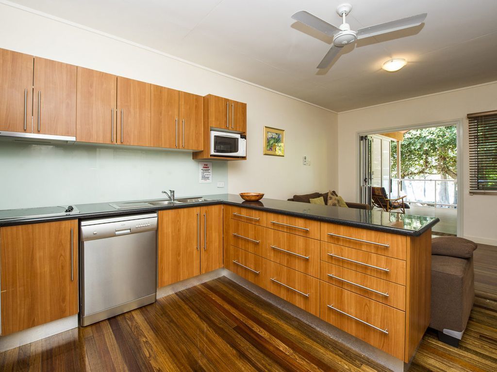 Picnic Bay Apartments Unit 3