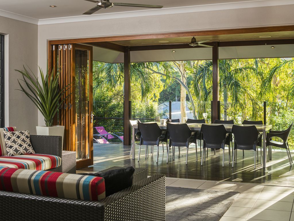 Trito Luxury Oceans Edge Villa