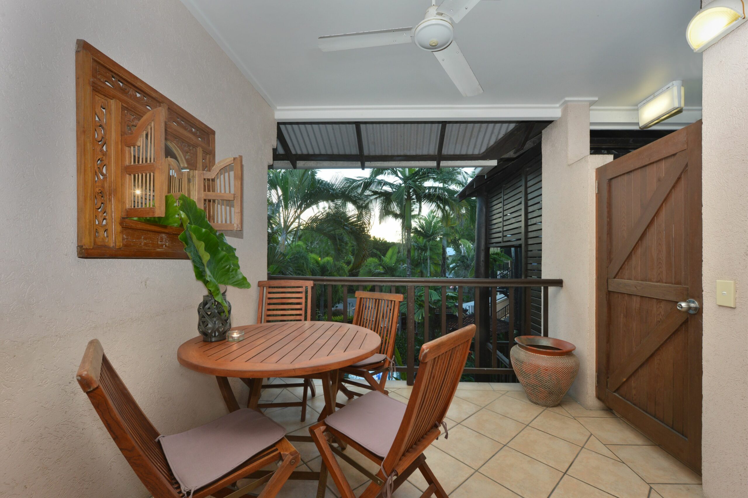 Balinese Breeze-walk to all Port has to Offer, Heat Pool & Wifi