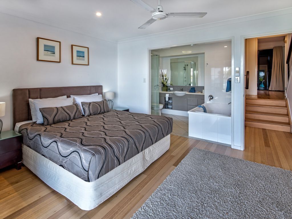 Shorelines 14 - Seaview Apartment on Hamilton Island