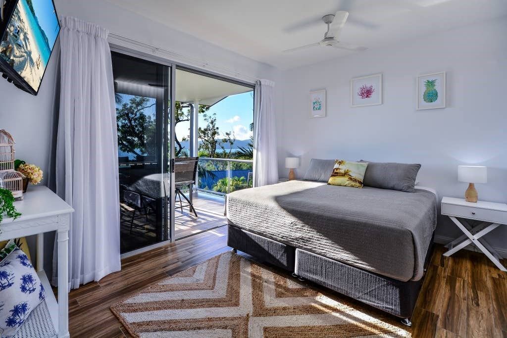 Blue Water Views 6 - Seaview Apartment on Hamilton Island