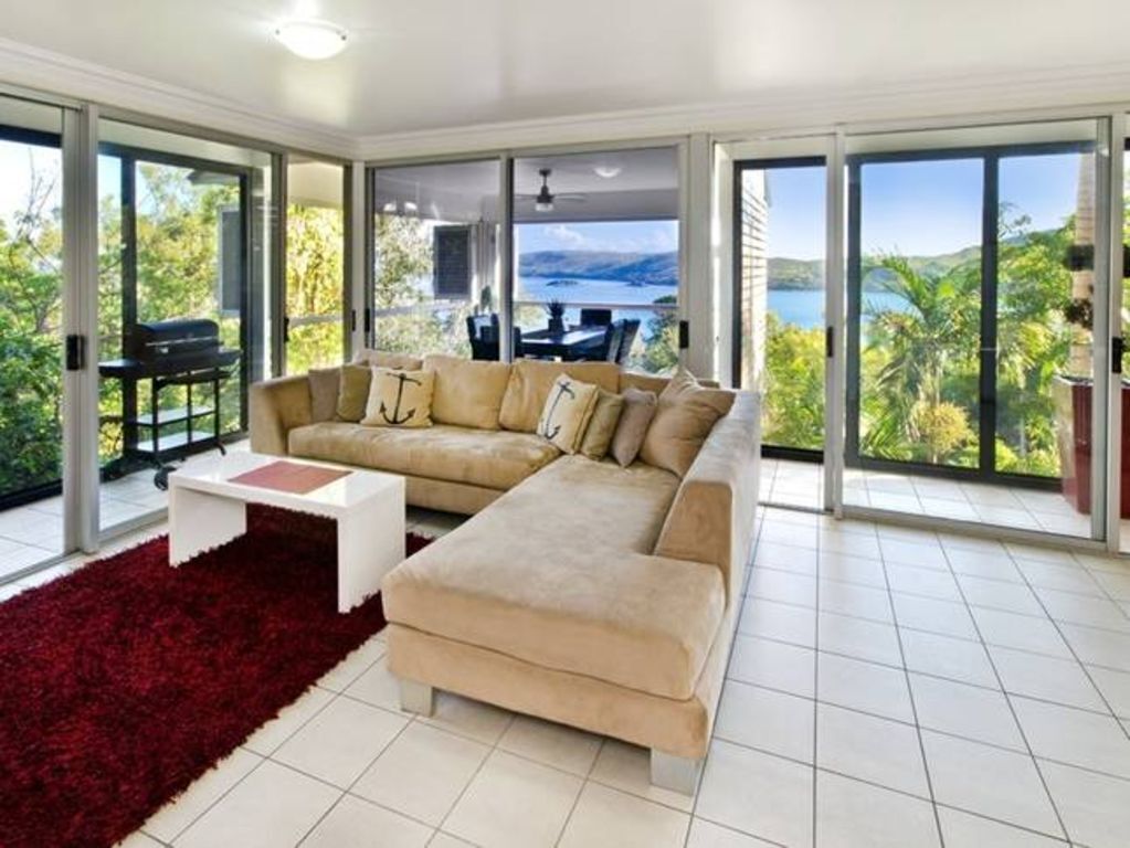 Oasis 18 - Hamilton Island