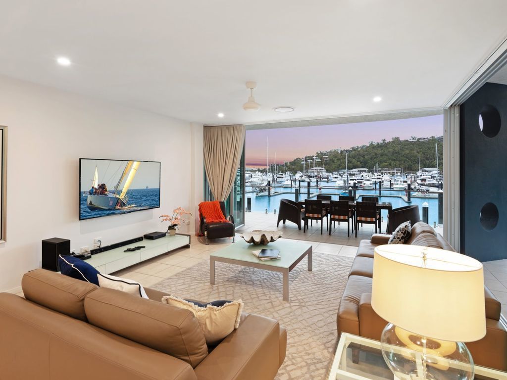 Prestige Pavillion Luxury 4 Bedroom Oceanfront With Buggy Great Location Pavillions 3 Hamilton Island