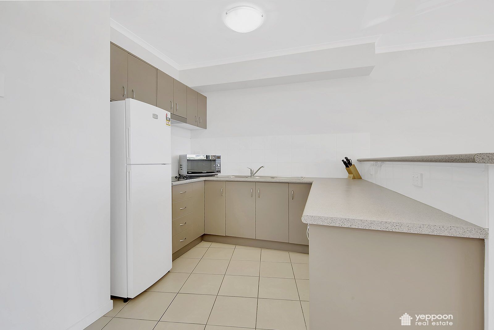 Seaview Apartment Only A Stroll TO Yeppoon CBD