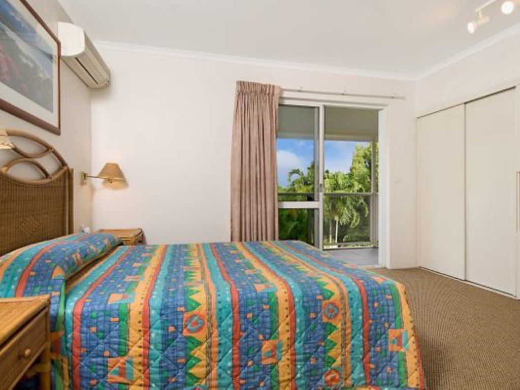 Palm Cove Accommodation