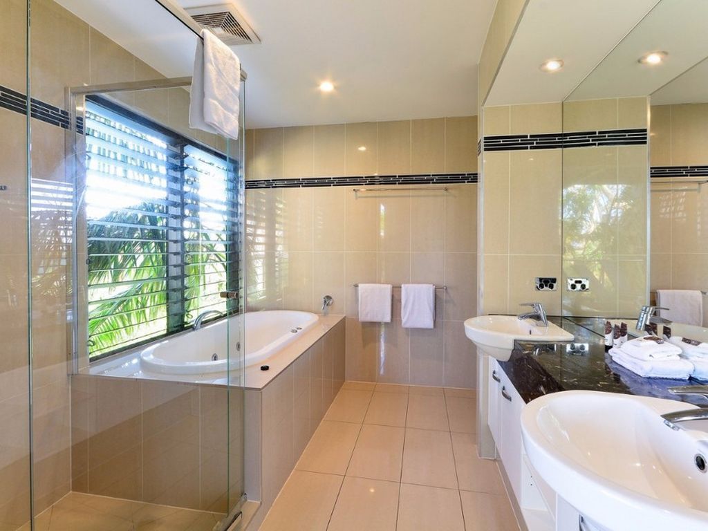 Pinnacle 1 - Seaview Apartment on Hamilton Island