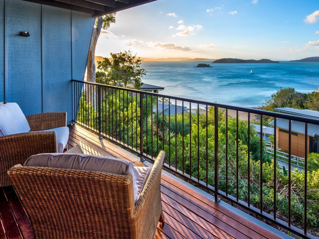 3 The Panorama Hamilton Island 2 Bedroom 2 Bathroom Ocean View Modern Apartment