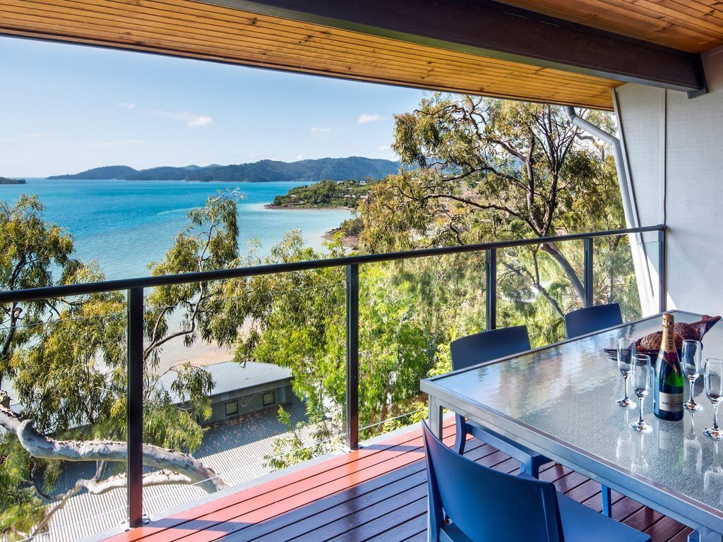 Shorelines 14 - Seaview Apartment on Hamilton Island