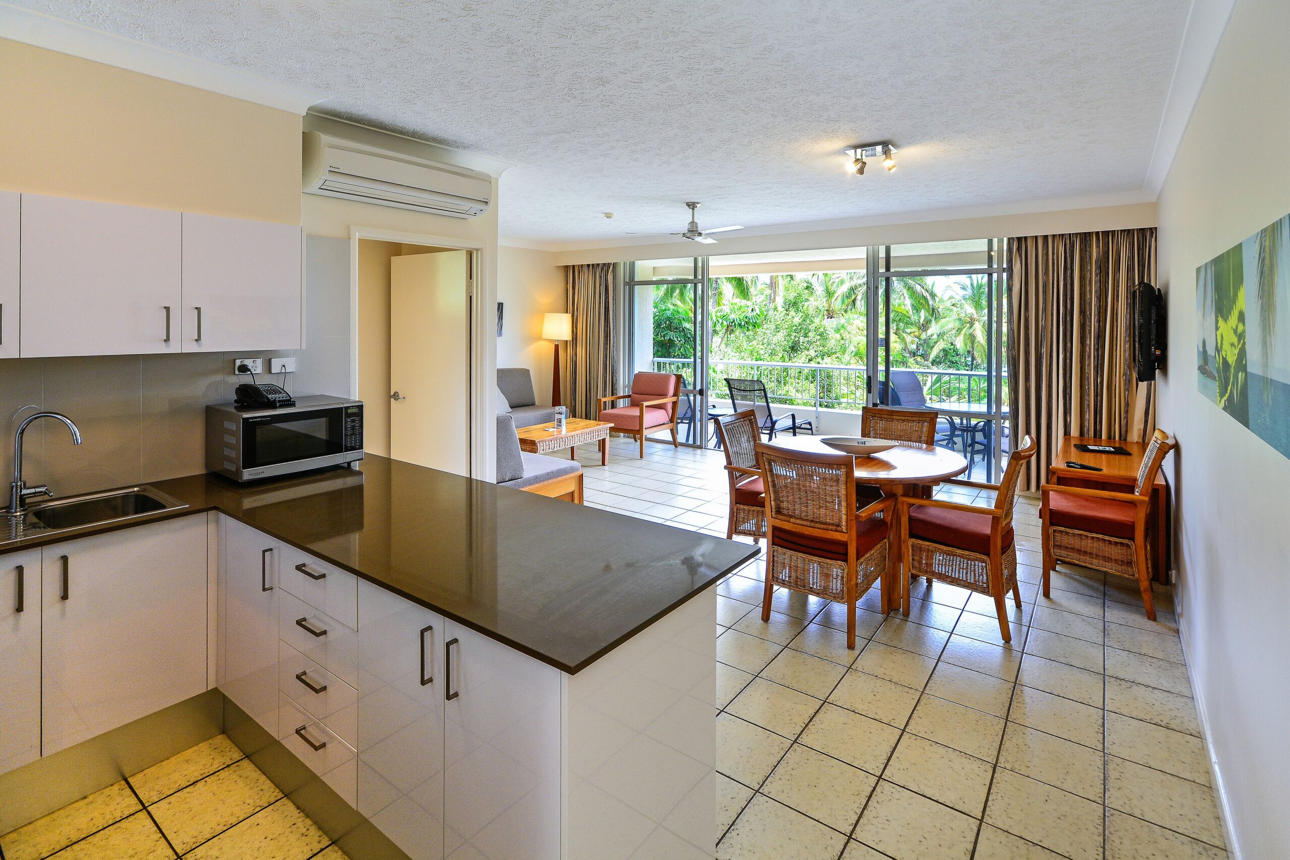 Whitsunday Apartment West 101