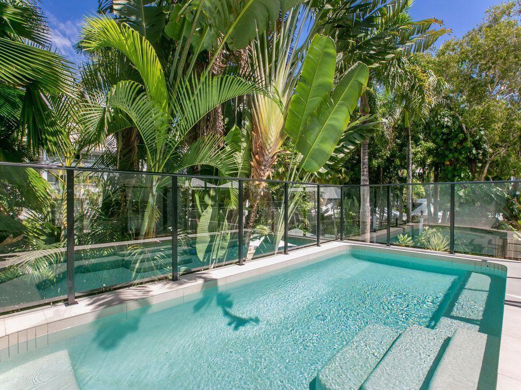 48 Alamanda, Palm Cove - Absolute Beachfront Apartment In Alamanda Resort With Private Pool