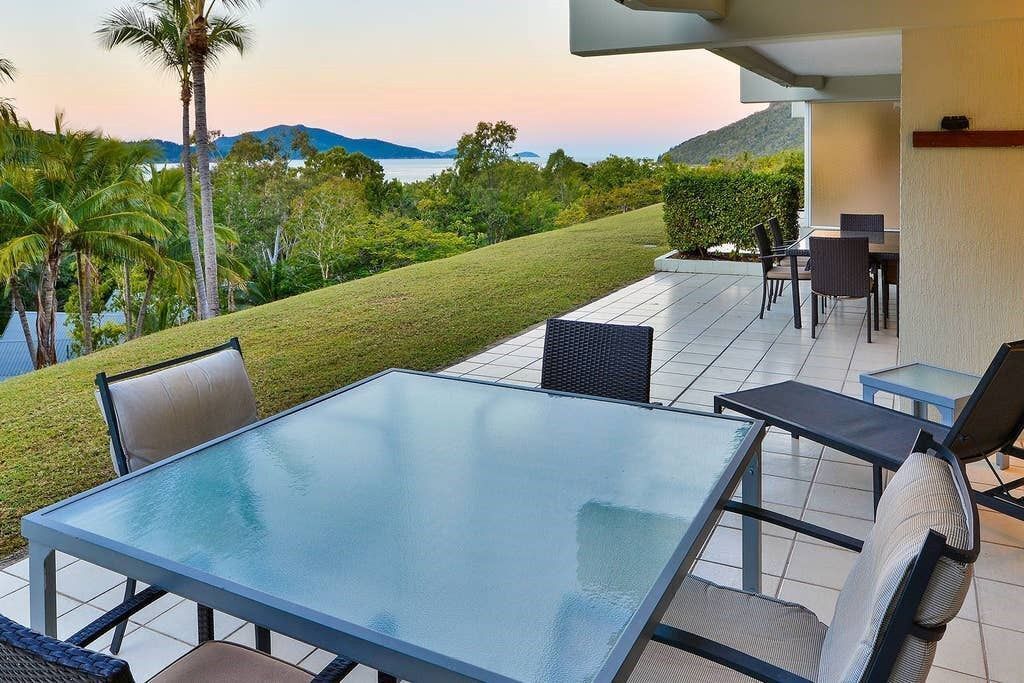 Poinciana Lodge 001 - Stunning Apartment on Hamilton Island