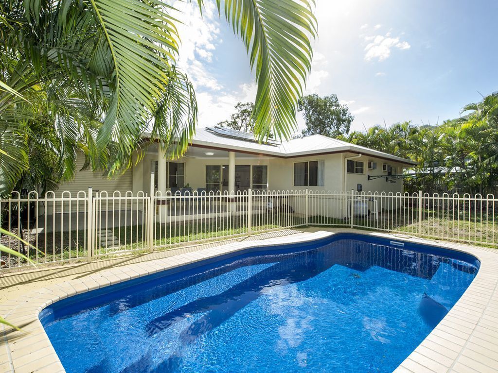 Island Dreams - Nelly Bay, QLD