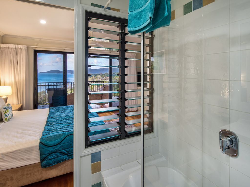 3 The Panorama Hamilton Island 2 Bedroom 2 Bathroom Ocean View Modern Apartment