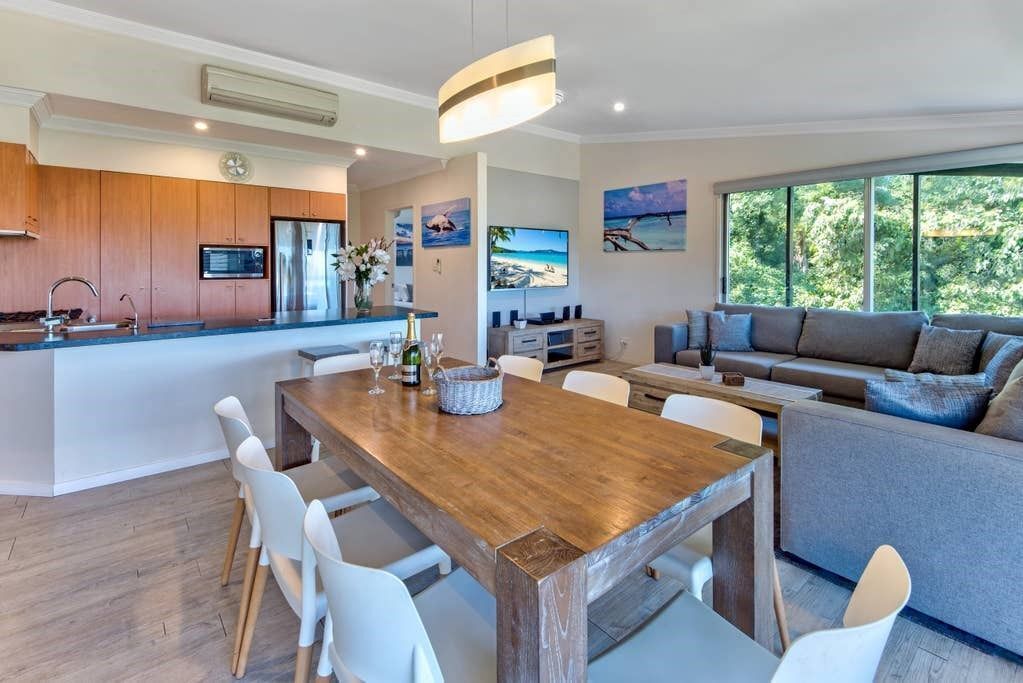 Oasis 12 - Beautiful Apartment on Hamilton Island