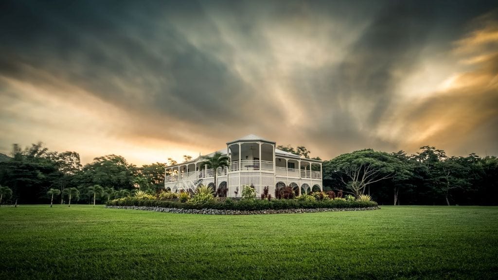 Port Douglas Lakeside Retreat