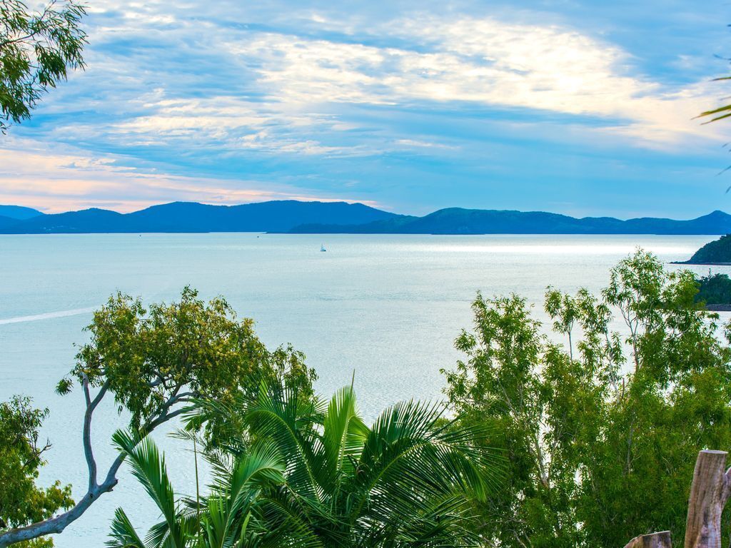 Oasis 4 - Hamilton Island