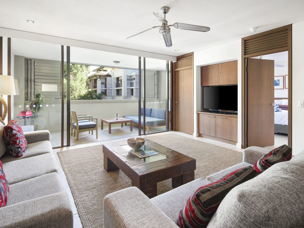 Temple 304 Modern Spacious Palm Cove Resort