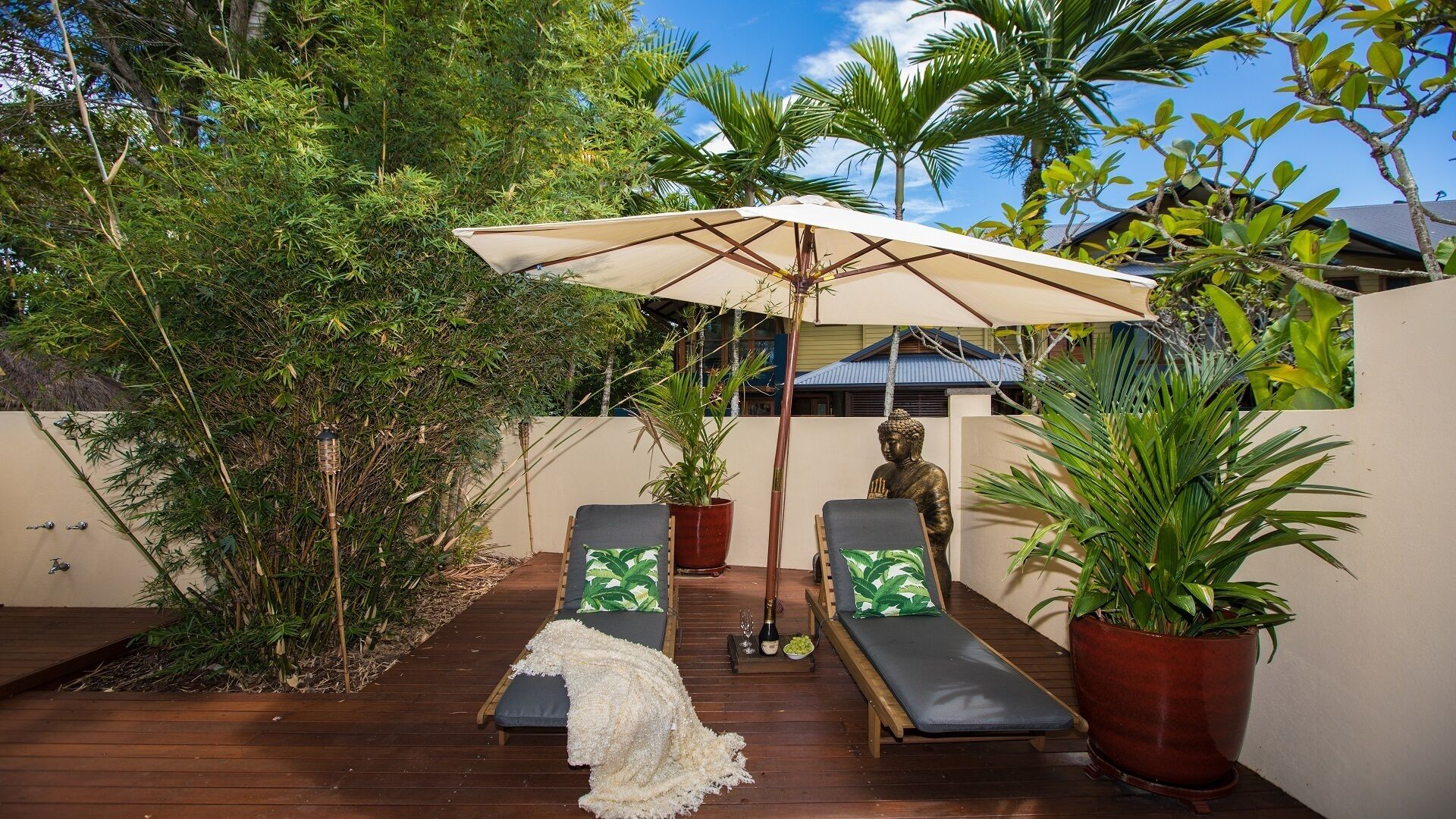 Bali Beach Villa - Port Douglas