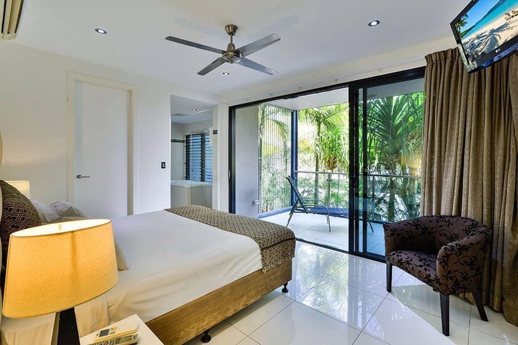 Pinnacle 7 - Garden View Apartment on Hamilton Island