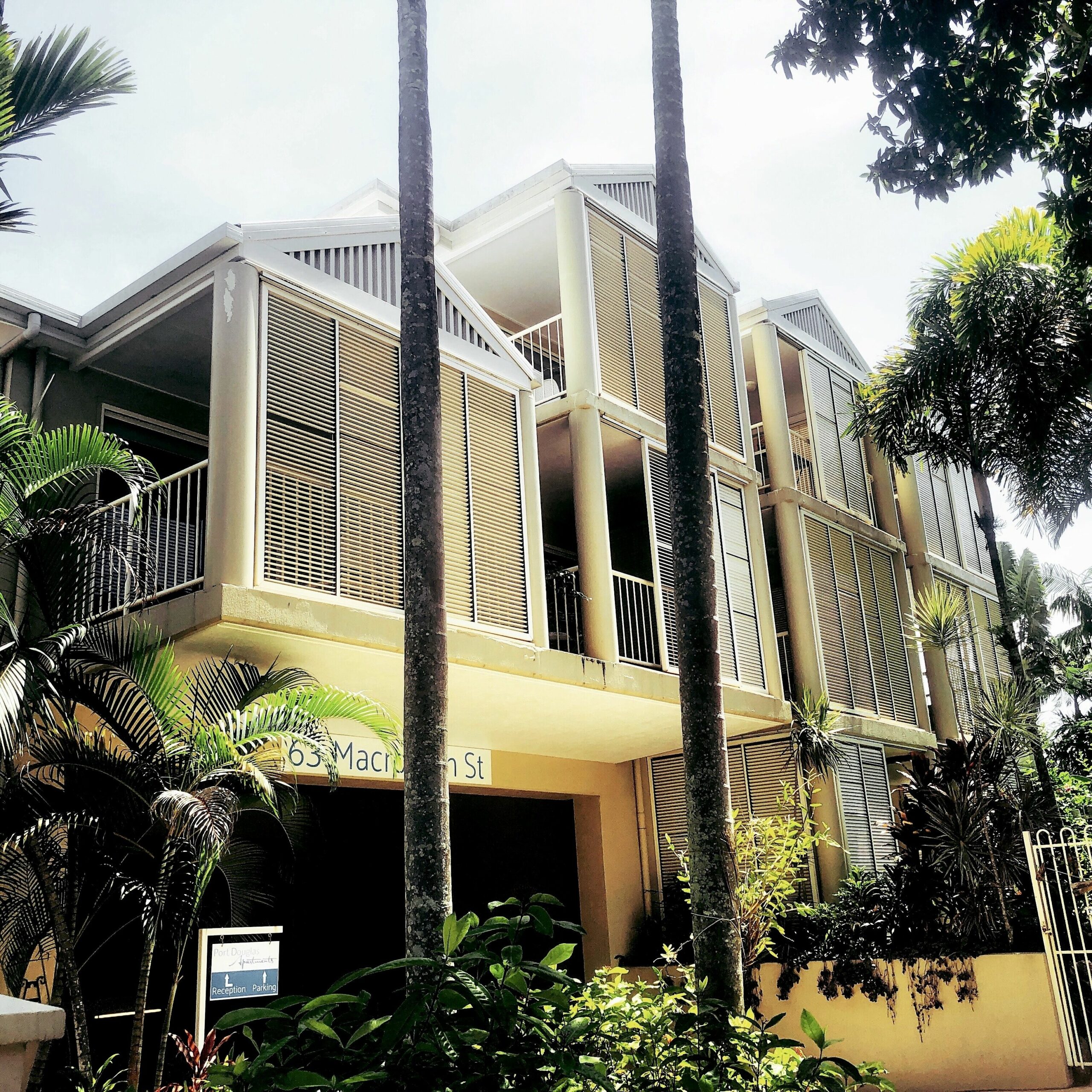 Port Douglas Apts on Macrossan Street