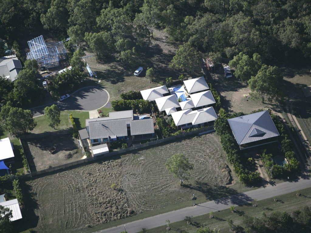 Banyak Villa - Horseshoe Bay, QLD