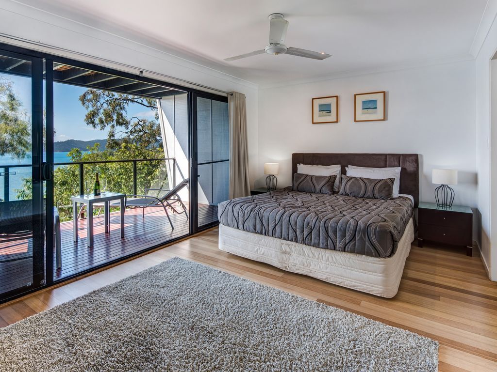 Shorelines 14 - Seaview Apartment on Hamilton Island