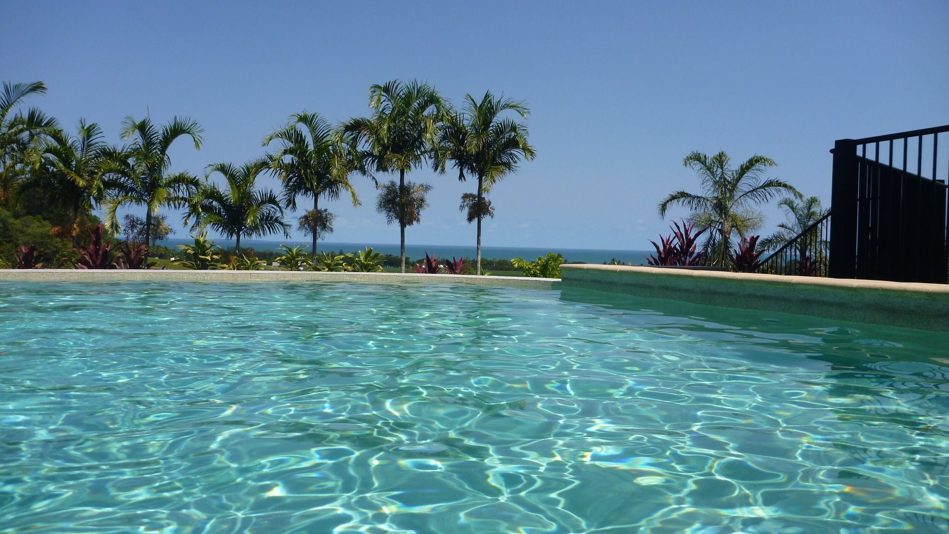 Port Douglas Sea Views Estate