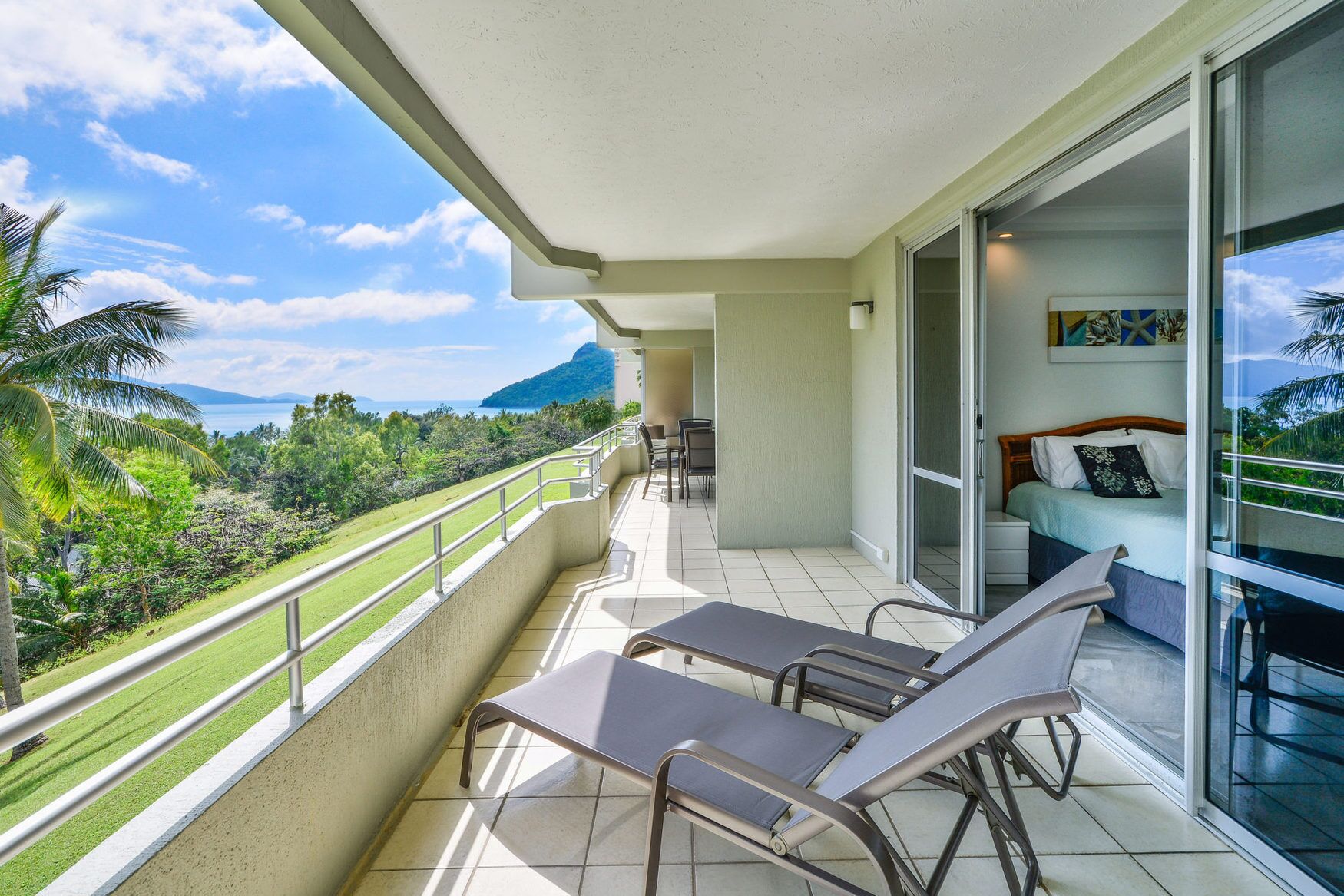 Ponciana 101 Hamilton Island Centrally Located 3 Bedroom, Plus Buggy