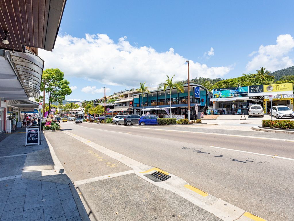 Airlie SUN & Sand, Main Street, Walk Everywhere, Free Wifi!!