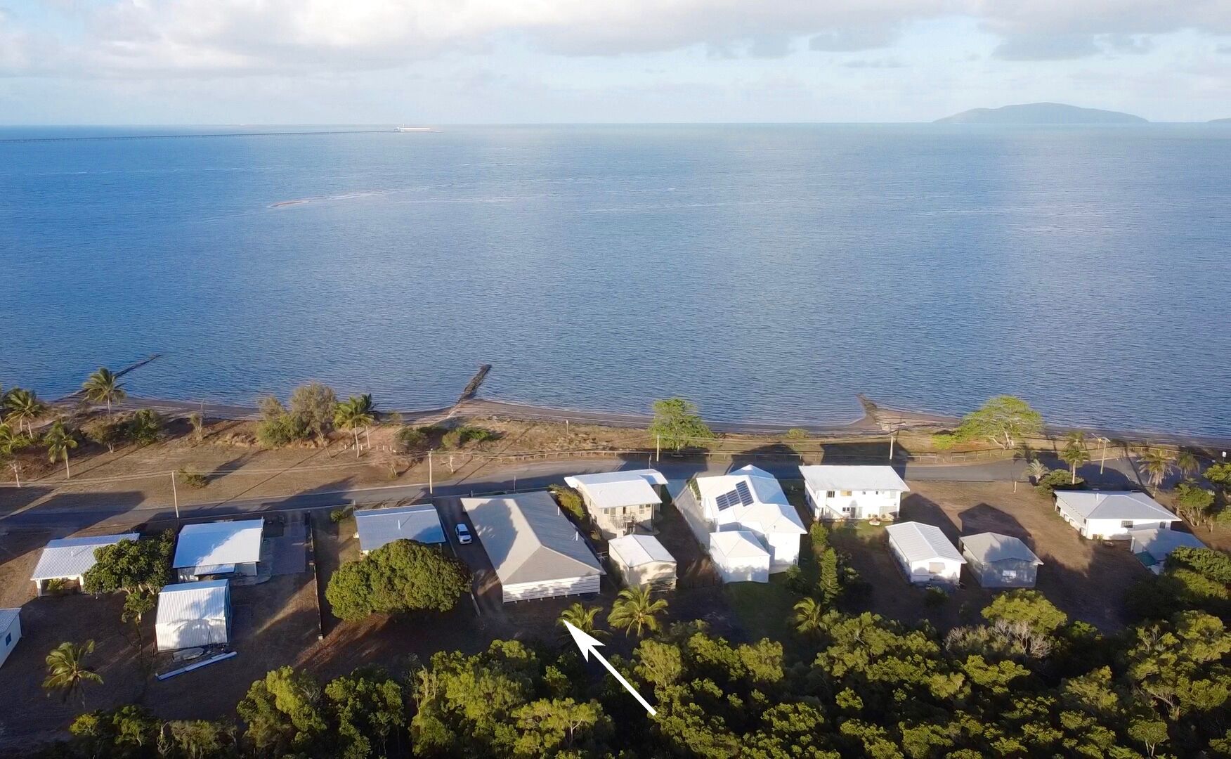 Lucinda Beachfront  with off street parking for cars and boats