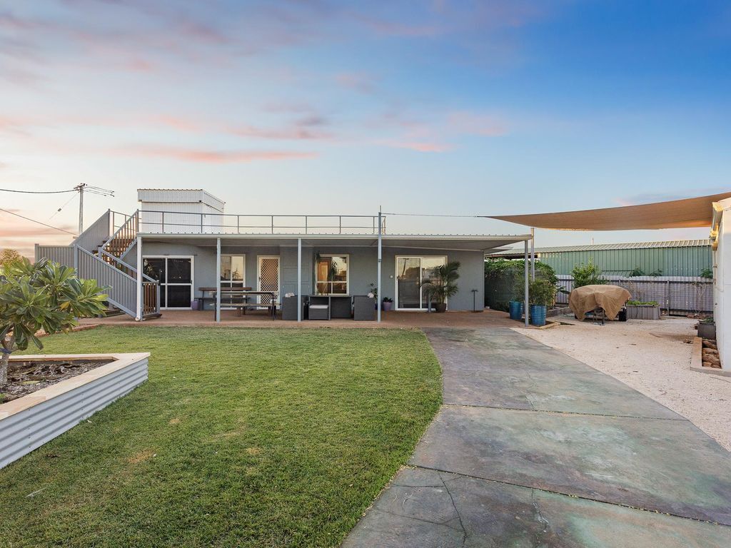 Modern 4 Bedroom Holiday Home With Endless Views