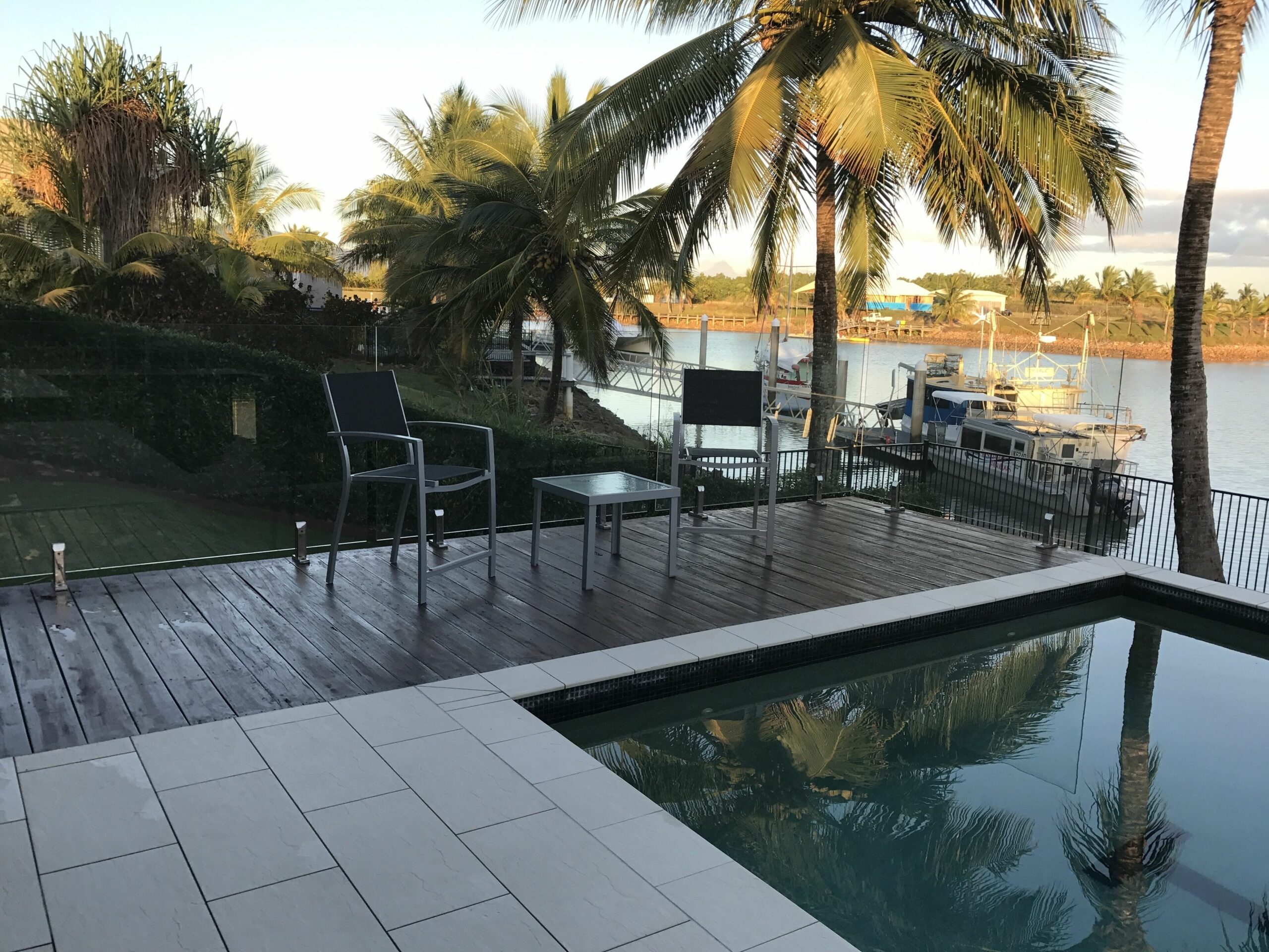 HARBOURSIDE LUXURY AT PORT HINCHINBROOK