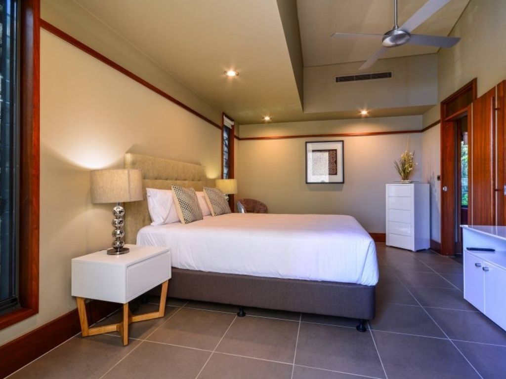 Yacht Club Villa 28 - Hamilton Island