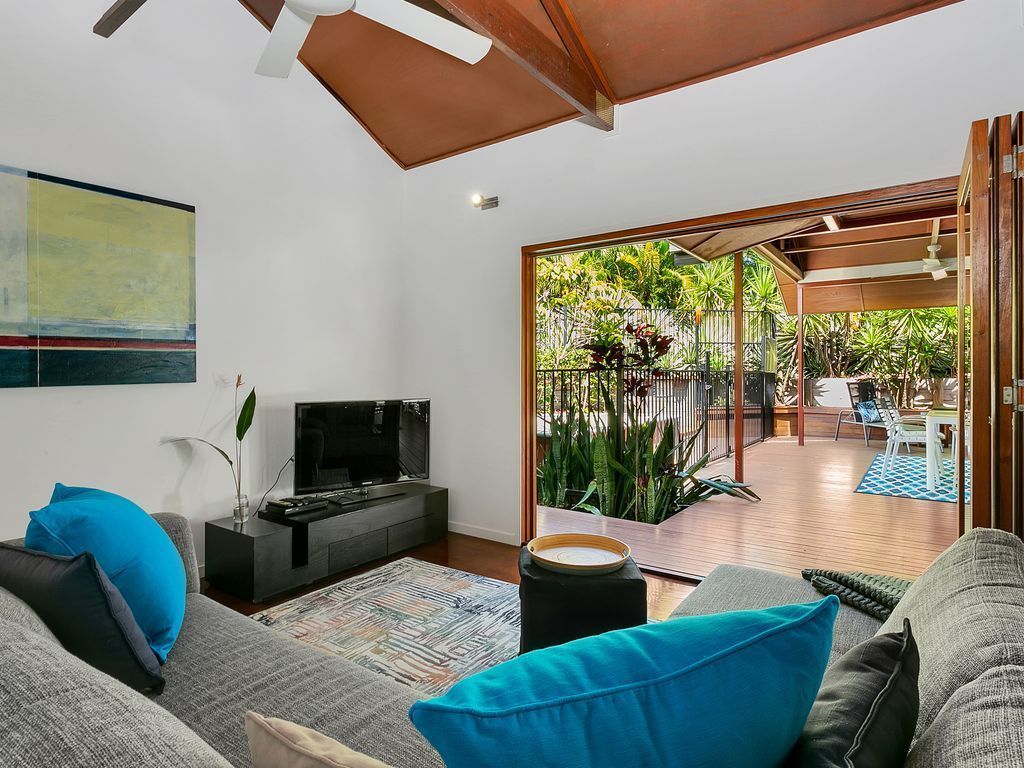 Bonita Vida - Full House in Palm Cove; Great Position, Walk to Beach/restaurants