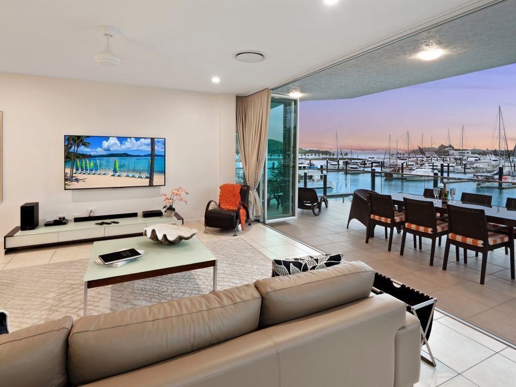 Prestige Pavillion Luxury 4 Bedroom Oceanfront With Buggy Great Location Pavillions 3 Hamilton Island