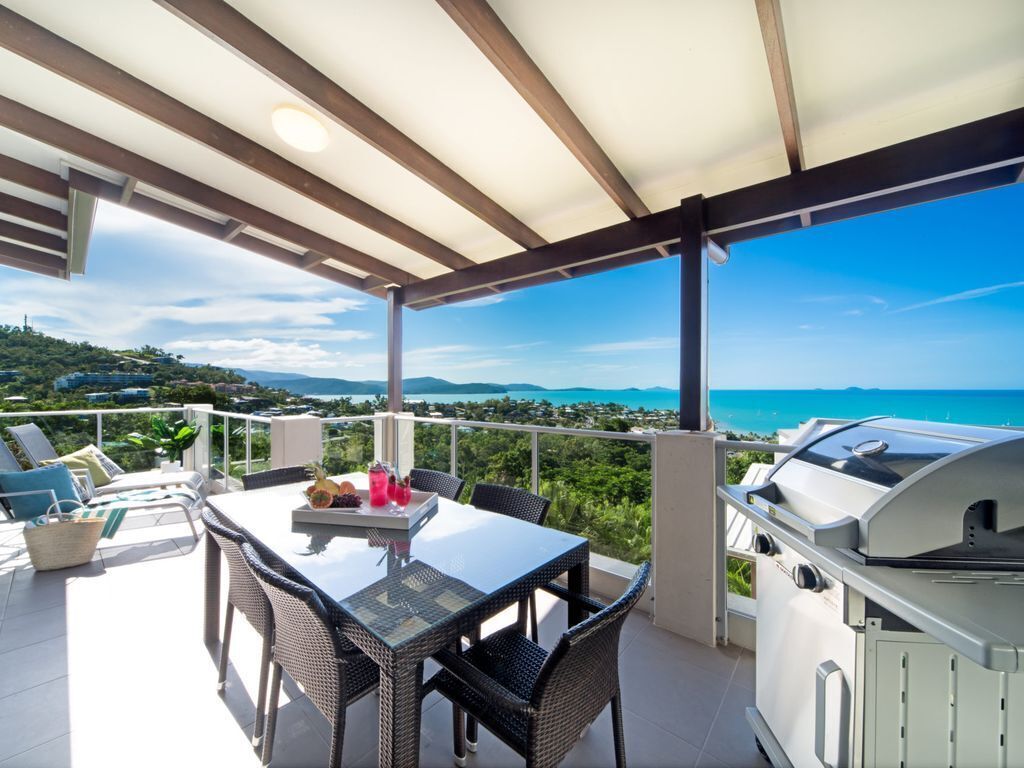 Oscar's View - Airlie Beach