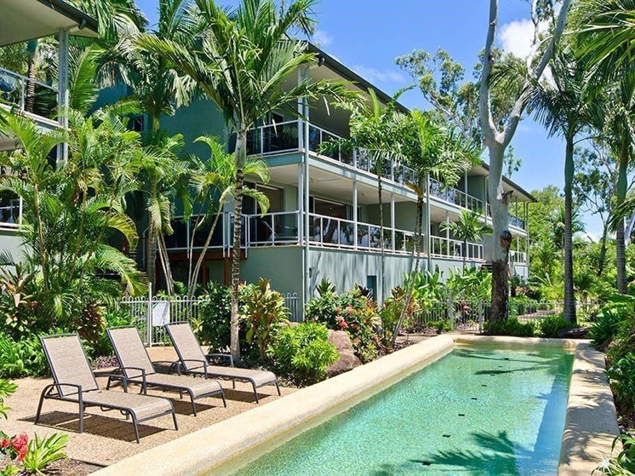 Blue Water Views 15 - Beautiful Apartment on Hamilton Island