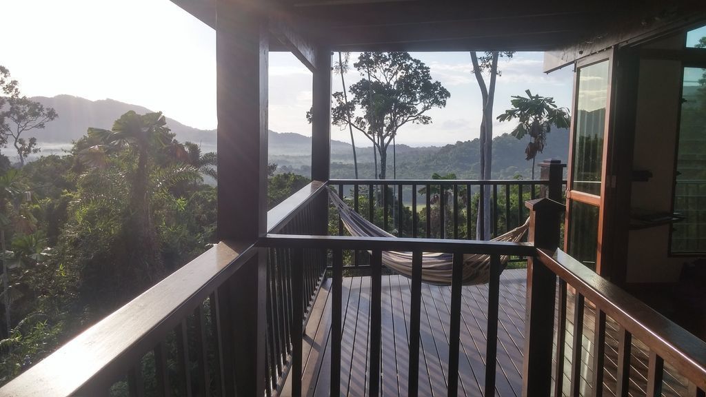 Daintree Holiday Homes - Yurara - Ocean Views and a Luxury Spa Bath for Two