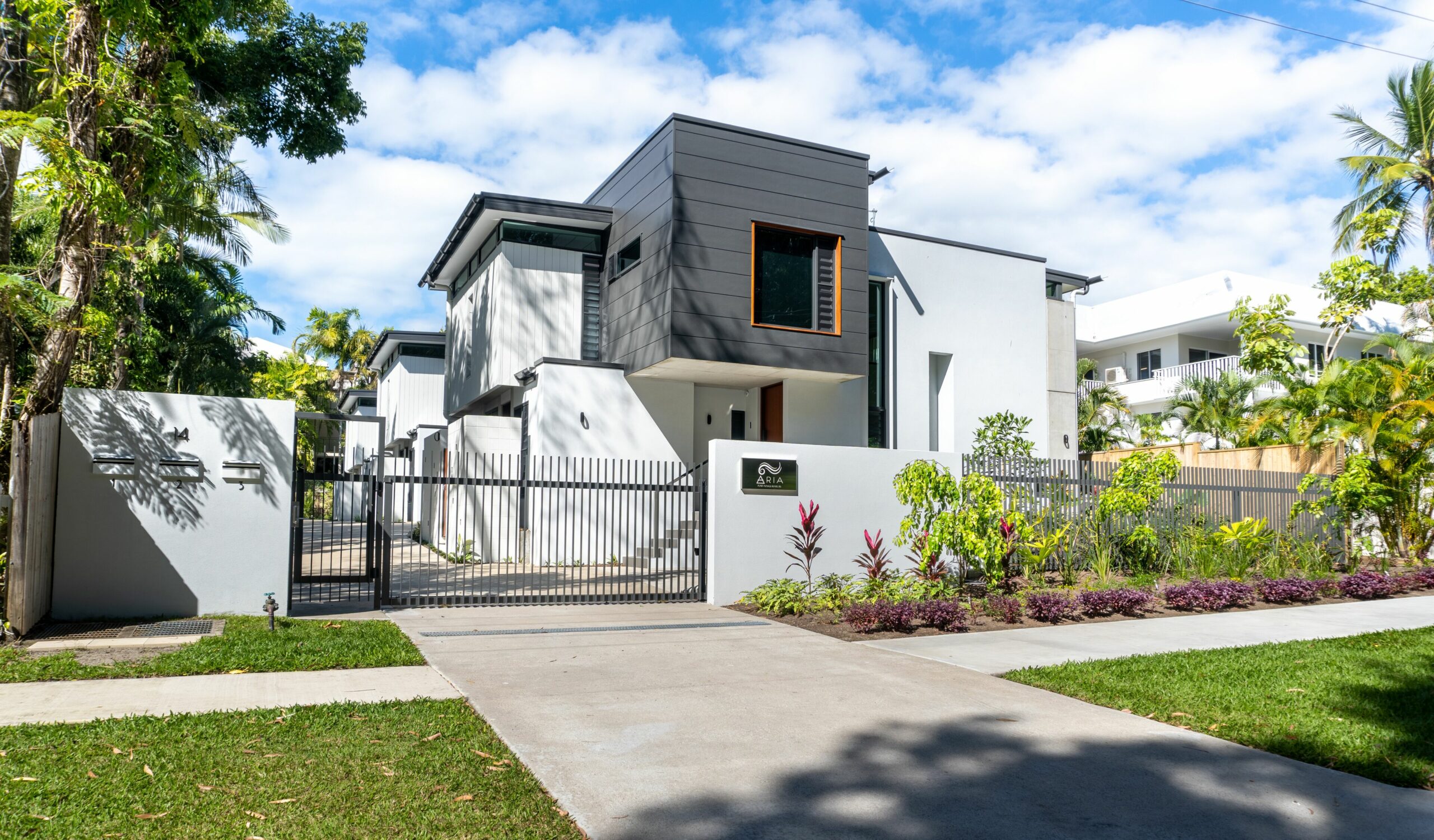 Aria Port Douglas Villas