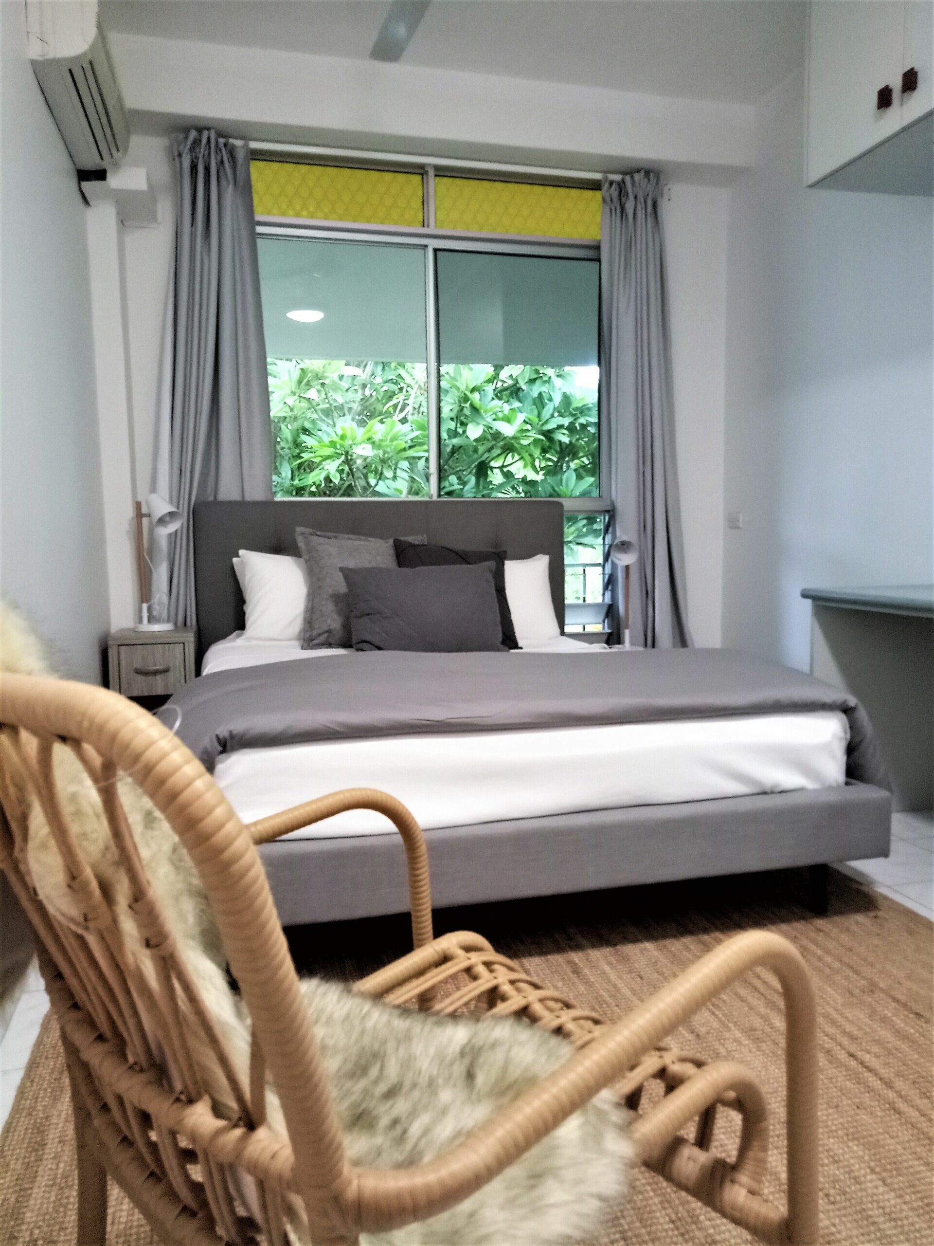 Arafura Blue - Beautiful, big house on the Nightcliff foreshore,  sleeps 12