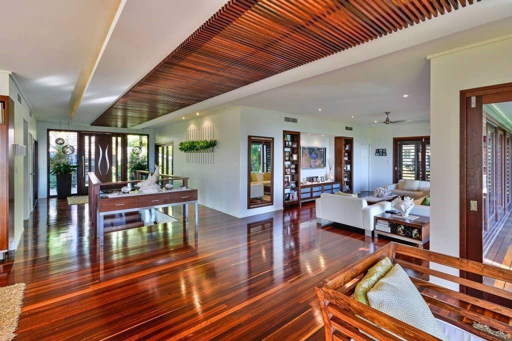 Whitsunday Waters - Beautiful Large House on Hamilton Island