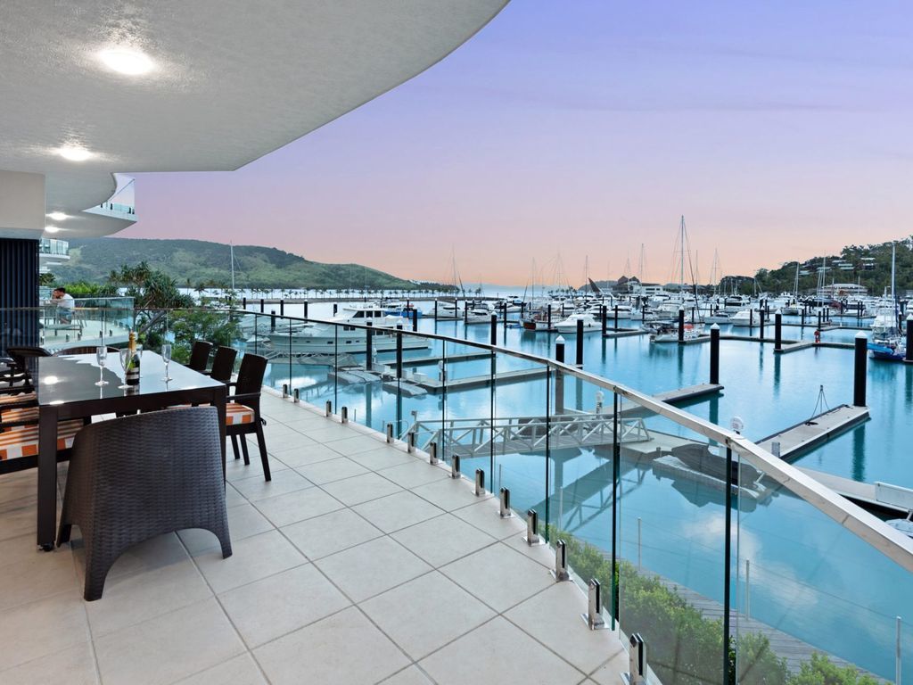 Prestige Pavillion Luxury 4 Bedroom Oceanfront With Buggy Great Location Pavillions 3 Hamilton Island