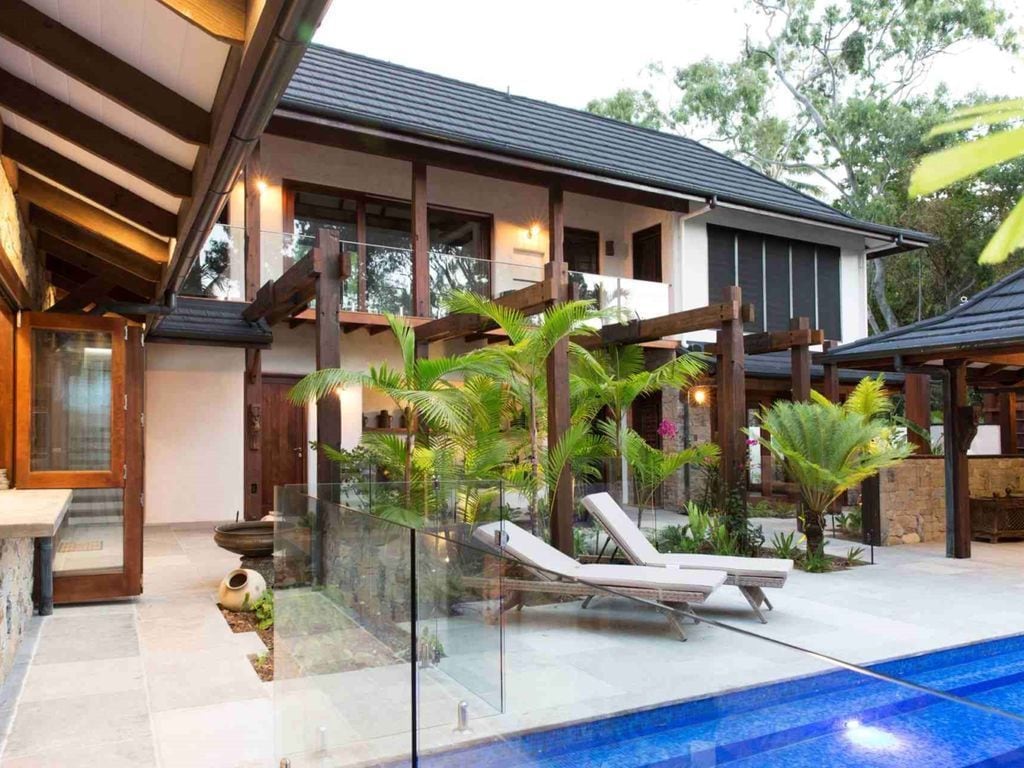 Spice At Oak Award Winning Luxury Absolute Oceanfront House Oak Beach Near Port Douglas