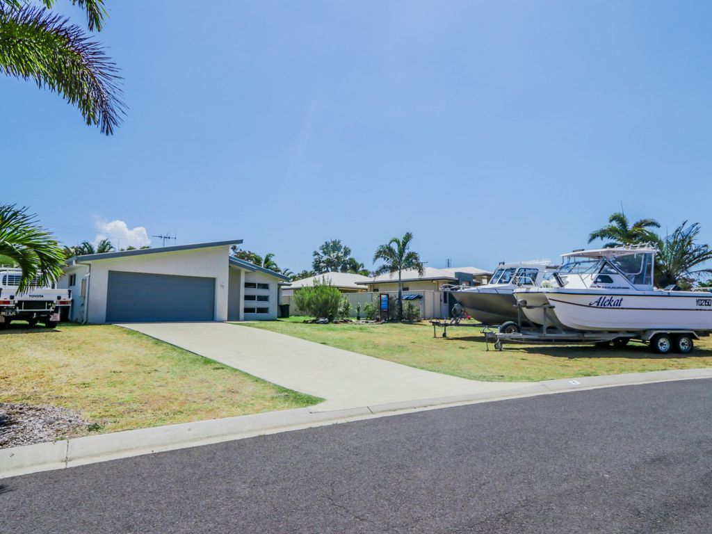 THE Reef Holiday House
