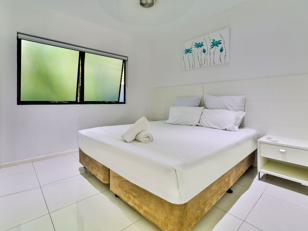 Pinnacle 10 - Garden View Apartment on Hamilton Island