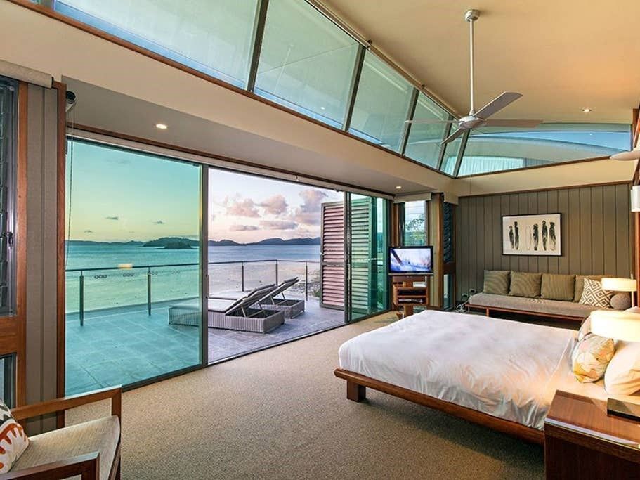 Yacht Club Villa 17 - Stunning Villa on Hamilton Island