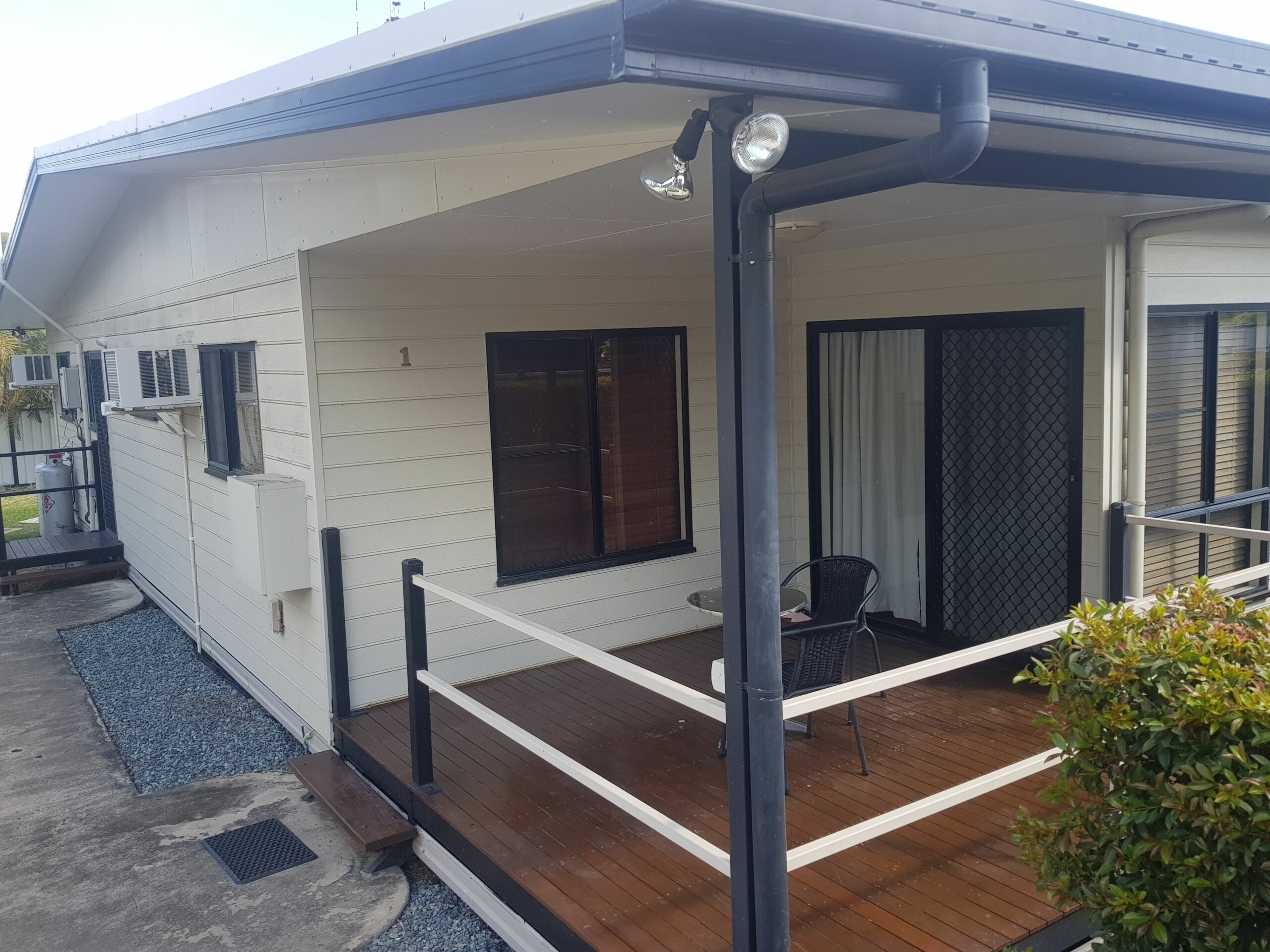 Furnished modern home - 3 bedroom, 2 bathroom, carport, airconditioned