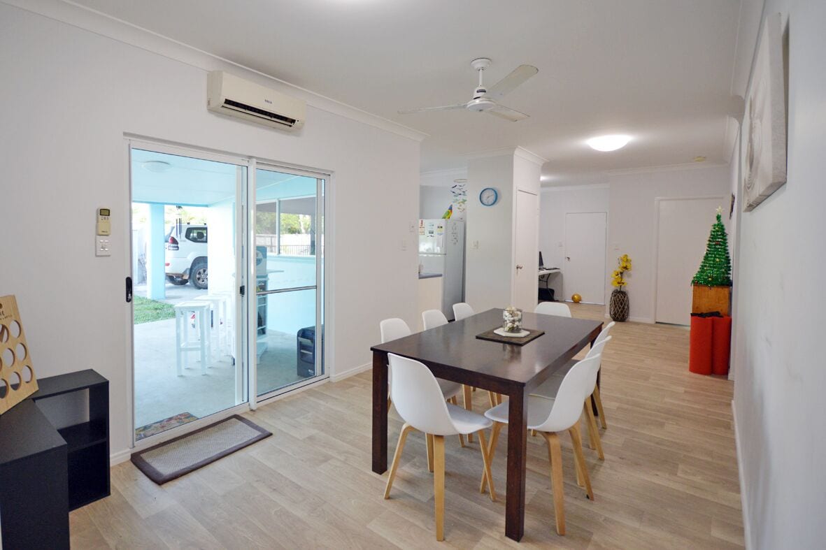 Light and bright family and pet-friendly home in beautiful Port Douglas